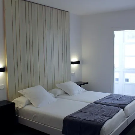 Ξενοδοχείο Lois