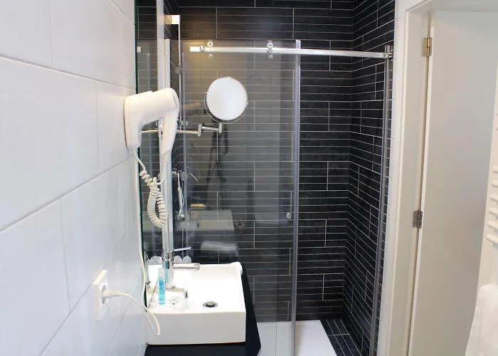 Ξενοδοχείο Lois 2*