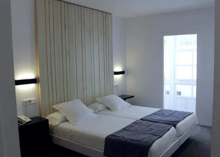 Ξενοδοχείο Lois